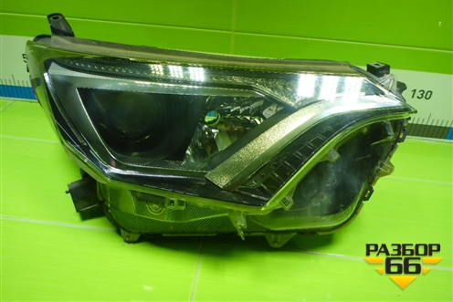 Фара правая (после 2015г галоген) (8117042650) для Toyota Rav-4 с 2012-2019г (Рав 4) Фара правая (после 2015г галоген) (8117042650) для Toyota Rav-4 с 2012-2019г (Рав 4)