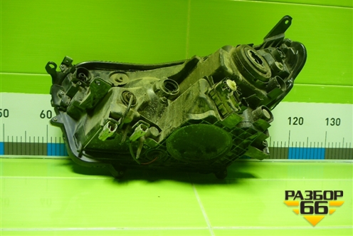 Фара правая (после 2015г галоген) (8117042650) для Toyota Rav-4 с 2012-2019г (Рав 4) Фара правая (после 2015г галоген) (8117042650) для Toyota Rav-4 с 2012-2019г (Рав 4)