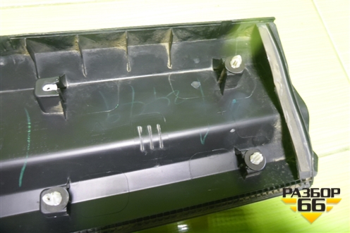 Накладка двери задней правой (6600125118) для Geely Coolray с 2019-2025г