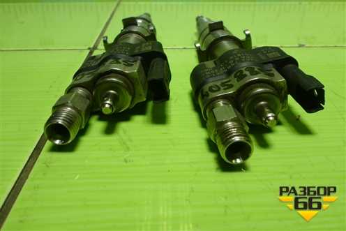 Форсунка инжекторная электрическая ( 4.4л N63) (13537585261) для BMW 7 серия F01/F02 с 2008г