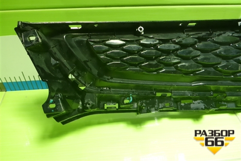Решетка радиатора (8891165090) для Geely Tugella с 2019г