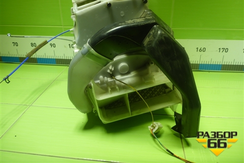 Корпус отопителя (под радиатор) для Mitsubishi Lancer-9  с 2003-2008г (Лансер)