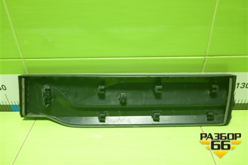 Накладка двери задней правой (6600125118) для Geely Coolray с 2019-2025г