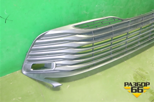 Решетка в передний бампер центральная (до 2020г) (5311333110) для Toyota Camry V70 с 2017г (Камри) Решетка в передний бампер центральная (до 2020г) (5311333110) для Toyota Camry V70 с 2017г (Камри)