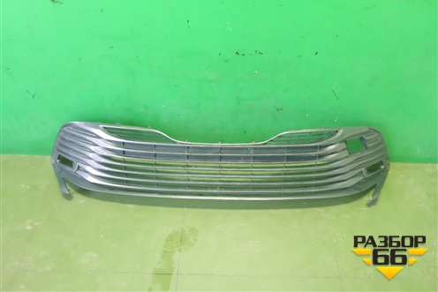 Решетка в передний бампер центральная (до 2020г) (5311333110) для Toyota Camry V70 с 2017г (Камри) Решетка в передний бампер центральная (до 2020г) (5311333110) для Toyota Camry V70 с 2017г (Камри)