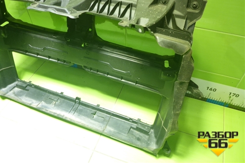 Воздуховод радиатора (517418779815) для BMW X1 F48 с 2014г (Х1 Ф48)
