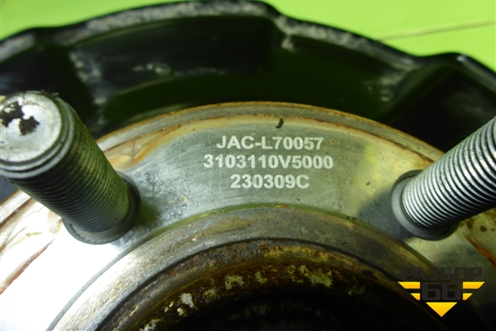 Кулак поворотный передний левый для JAC J7 с 2020-2025г