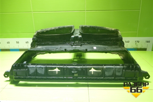 Воздуховод радиатора (517418779815) для BMW X1 F48 с 2014г (Х1 Ф48)