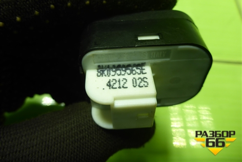 Переключатель регулировки зеркал (8K0959565E) для Audi Q5 c 2008-2017г