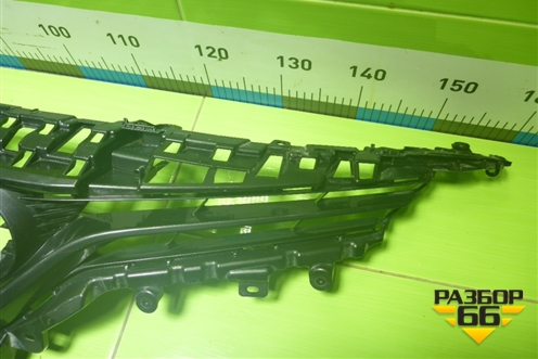 Решетка радиатора (5310133540) для Toyota Camry V70 с 2017г