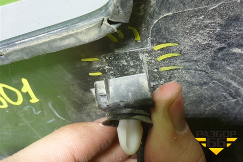 Накладка двери задней правой (5522540U3400) для Москвич 3 с 2022г