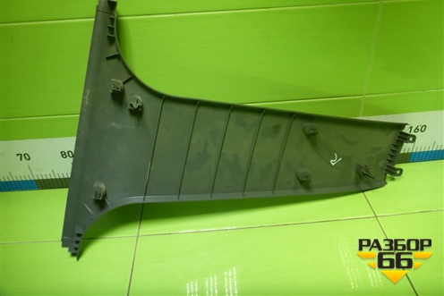 Обшивка стойки центральная нижняя правая (4M51A243W06ADW) для Ford Focus 2 с 2008-2011г