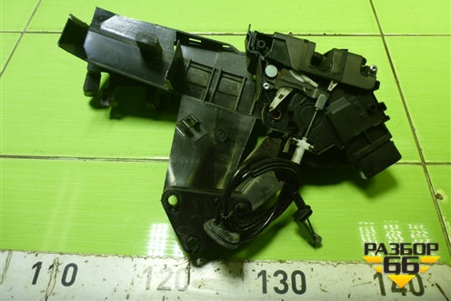 Замок двери передней правой (3M5AR21812AM) для Ford Focus 2 с 2008-2011г