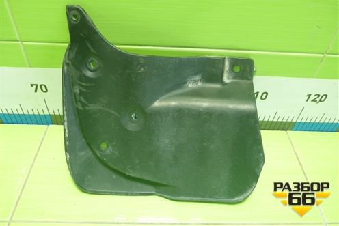 Брызговик передний правый (7662160160) для Toyota Land Cruiser (200) с 2008г