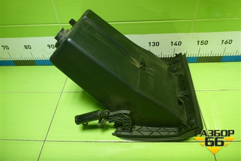 Бардачок (4M51A06044) для Ford Focus 2 с 2008-2011г