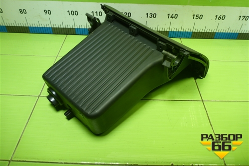 Бардачок (4M51A06044) для Ford Focus 2 с 2008-2011г