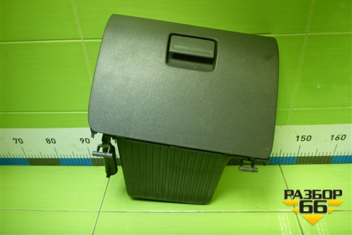 Бардачок (4M51A06044) для Ford Focus 2 с 2008-2011г