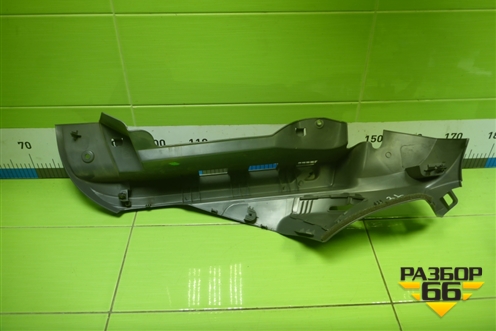Держатель задней полки левый (хетчбэк) (4M51A46809ALW) для Ford Focus 2 с 2008-2011г
