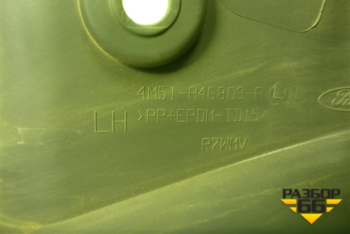 Держатель задней полки левый (хетчбэк) (4M51A46809ALW) для Ford Focus 2 с 2008-2011г