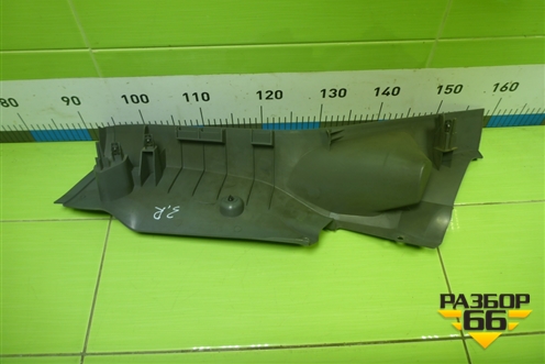 Обшивка стойки задняя нижняя правая (хетчбэк) (4M51A31016AGW) для Ford Focus 2 с 2008-2011г