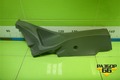 Обшивка стойки задняя нижняя правая (хетчбэк) (4M51A31016AGW) для Ford Focus 2 с 2008-2011г