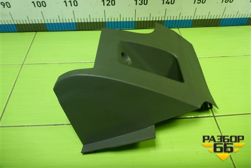 Накладка на торпедо (левая нижняя) (4M51A04324AKW) для Ford Focus 2 с 2008-2011г