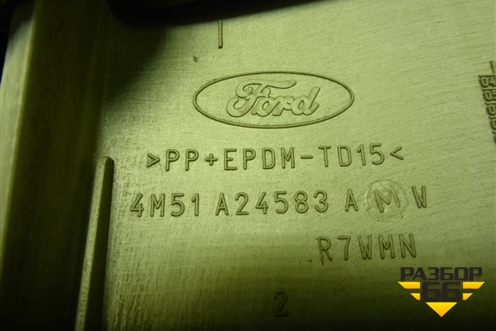 Обшивка стойки центральная верхняя левая (4M51A24583AMW) для Ford Focus 2 с 2008-2011г