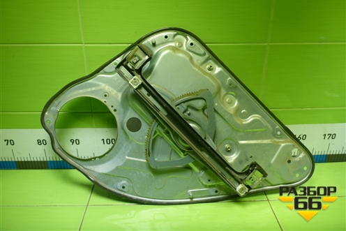 Стеклоподъёмник механический задний левый (7M51A24995BC) для Ford Focus 2 с 2008-2011г