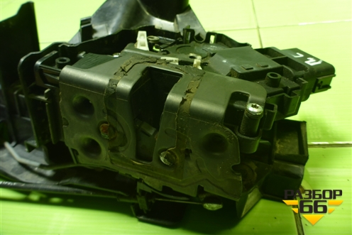 Замок двери передней левой (3M5AR21813ET) для Ford Focus 2 с 2008-2011г