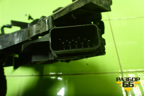 Замок двери передней левой (3M5AR21813ET) для Ford Focus 2 с 2008-2011г