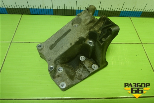 Кронштейн компрессора кондиционера  (1.6л SHDA) (4M5Q19D624CD) для Ford Focus 2 с 2008-2011г