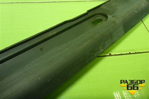 Накладка на порог наружная левая (5M5110155AB) для Ford Focus 2 с 2008-2011г
