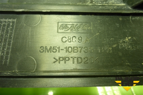 Дефлектор радиатора правый (3M5110B738BH) для Ford Focus 2 с 2008-2011г
