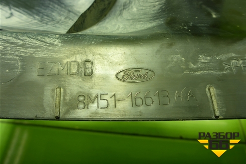 Накладка декоративная на переднюю панель (8W5116613AA) для Ford Focus 2 с 2008-2011г