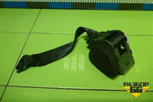 Ремень безопасности задний левый (4M51A611B68CC) для Ford Focus 2 с 2008-2011г