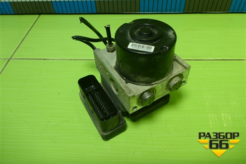 Блок ABS (8M512M110AA) для Ford Focus 2 с 2008-2011г