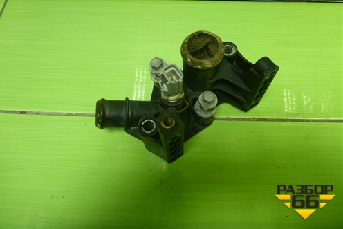 Фланец системы охлаждения (1.6л SHDA) (7M5G8K556AC) для Ford Focus 2 с 2008-2011г