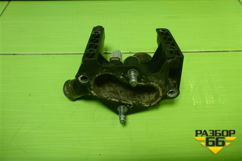 Фланец системы охлаждения (1.6л SHDA) (7M5G8K556AC) для Ford Focus 2 с 2008-2011г