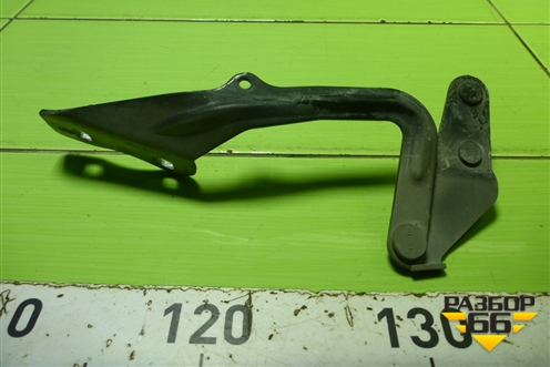 Петля капота правая (4M5116800AB) для Ford Focus 2 с 2008-2011г