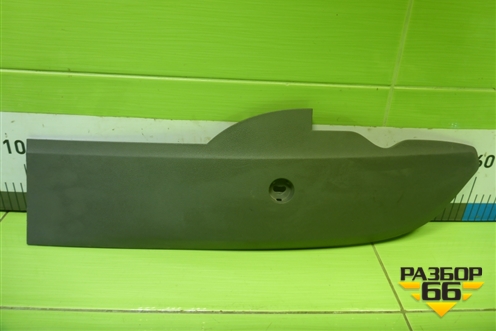 Накладка внутренняя (на консоль правая) (4M51A046B26AE) для Ford Focus 2 с 2008-2011г