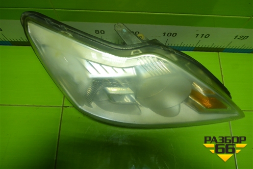 Фара правая (галоген) (8M5113W029AF) для Ford Focus 2 с 2008-2011г