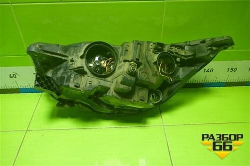 Фара правая (галоген) (968730448004) для Citroen C4 с 2010-2022г