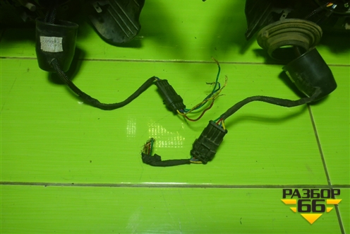 Фара L+R комплект (до 2012г установлены BI-Led модули) (8117060C42) (8117060C42,8113060C42) (8117060 для Toyota Land Cruiser (200) с 2008г (8117060C428113060C42)