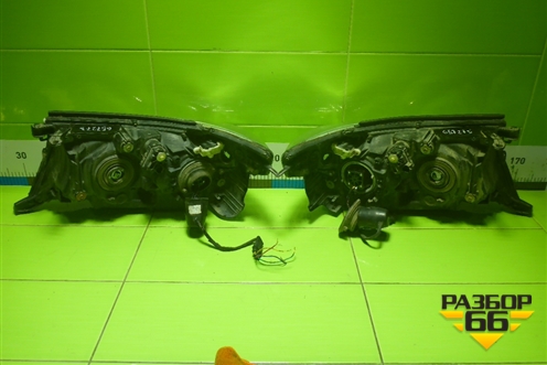 Фара L+R комплект (до 2012г установлены BI-Led модули) (8117060C42) (8117060C42,8113060C42) (8117060 для Toyota Land Cruiser (200) с 2008г (8117060C428113060C42)