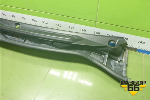 Решетка стеклоочистителей (5570860190) для Toyota Land Cruiser (200) с 2008г (Ленд Крузер) Решетка стеклоочистителей (5570860190) для Toyota Land Cruiser (200) с 2008г (Ленд Крузер)