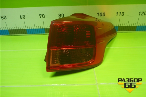 Фонарь задний наружный правый (до 2015г) (8155142170) для Toyota Rav-4 с 2012-2019г (Рав 4) Фонарь задний наружный правый (до 2015г) (8155142170) для Toyota Rav-4 с 2012-2019г (Рав 4)