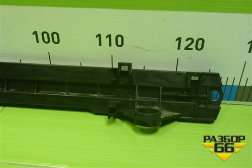 Кронштейн радиатора правый для Toyota Land Cruiser (200) с 2008г (Ленд Крузер) Кронштейн радиатора правый для Toyota Land Cruiser (200) с 2008г (Ленд Крузер)