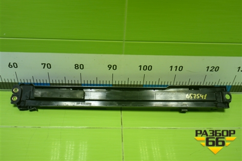 Кронштейн радиатора правый для Toyota Land Cruiser (200) с 2008г (Ленд Крузер) Кронштейн радиатора правый для Toyota Land Cruiser (200) с 2008г (Ленд Крузер)