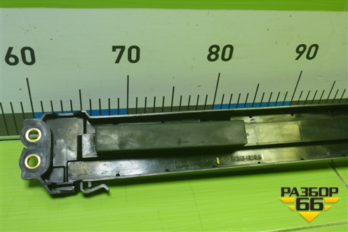 Кронштейн радиатора правый для Toyota Land Cruiser (200) с 2008г (Ленд Крузер) Кронштейн радиатора правый для Toyota Land Cruiser (200) с 2008г (Ленд Крузер)