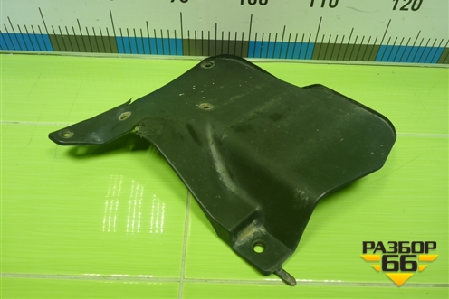 Брызговик передний левый (7662260160) для Lexus LX-570 с 2015г (ЛХ) Брызговик передний левый (7662260160) для Lexus LX-570 с 2015г (ЛХ)